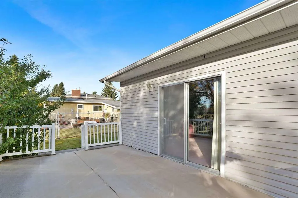 161 Braniff Crescent SW