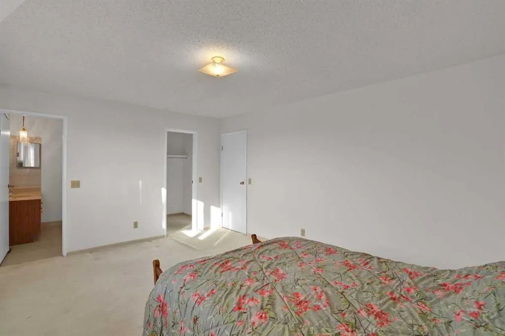 161 Braniff Crescent SW