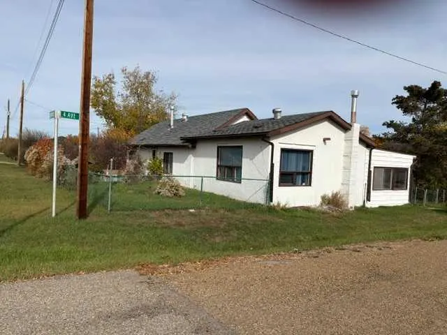 432 Center Street