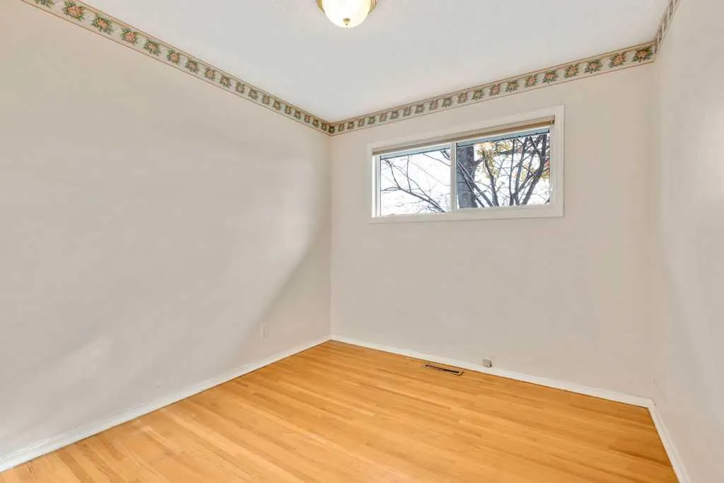 328 Willow Park Drive SE