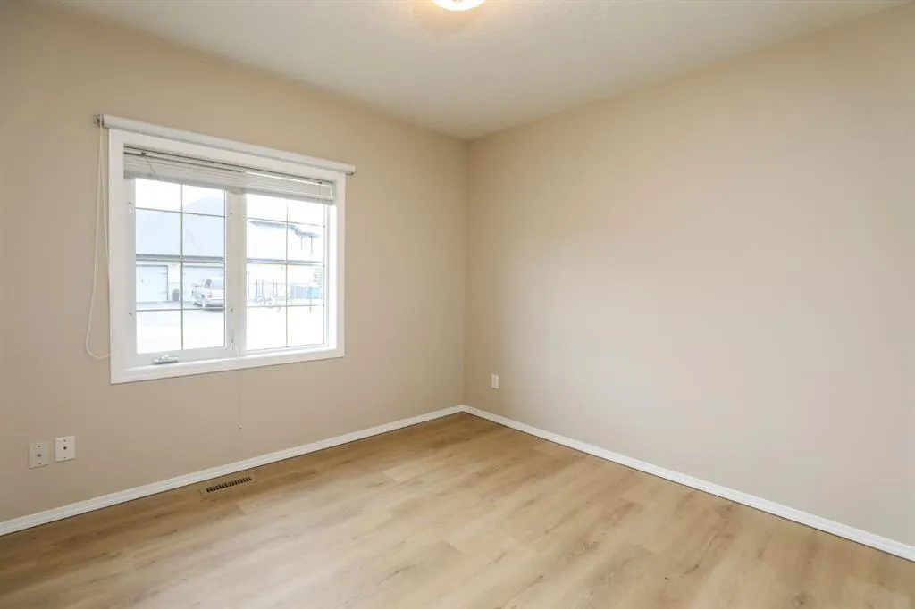 429 S 2 Street W