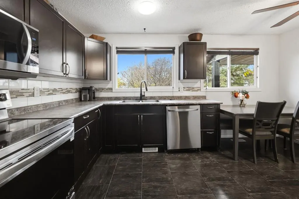 61 Chappel Drive