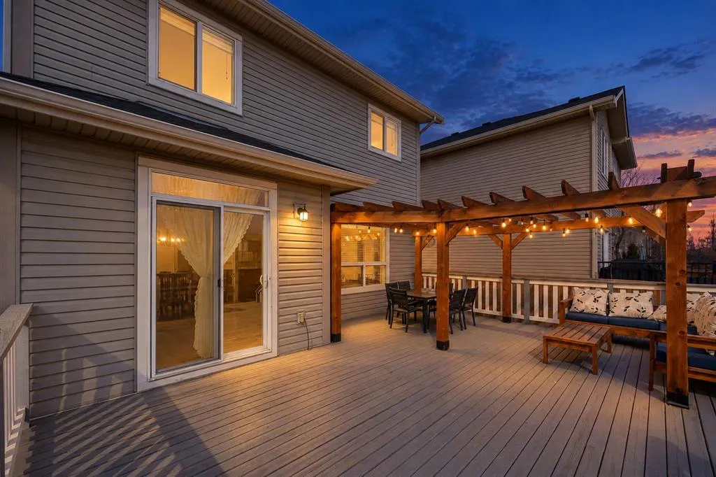 462 Williamstown Green NW