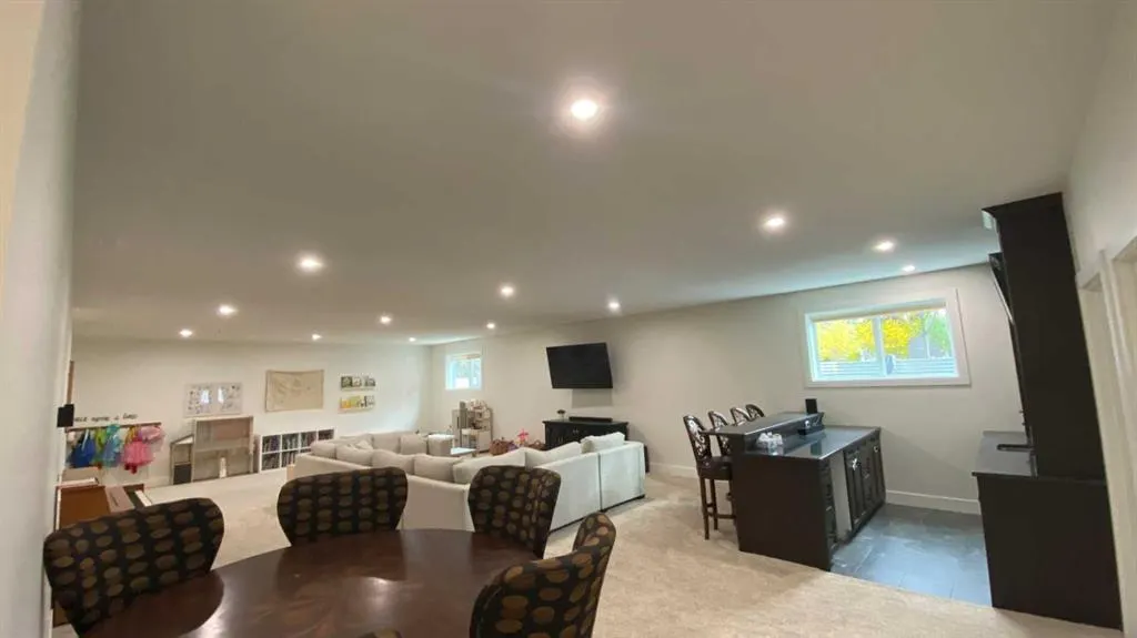 10 Grasslands Road