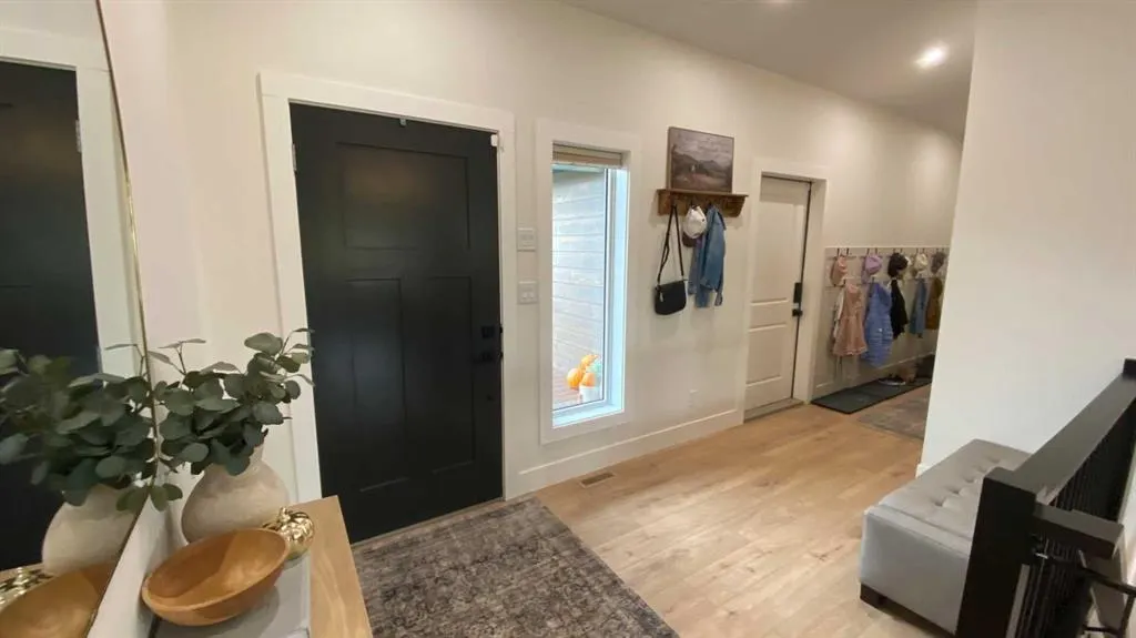 10 Grasslands Road