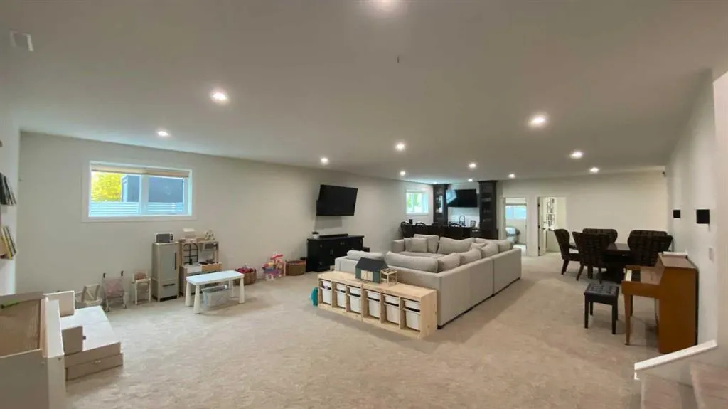 10 Grasslands Road