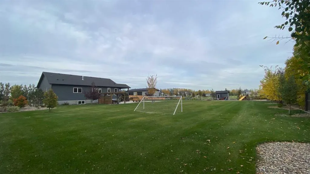 10 Grasslands Road