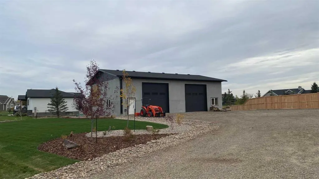 10 Grasslands Road
