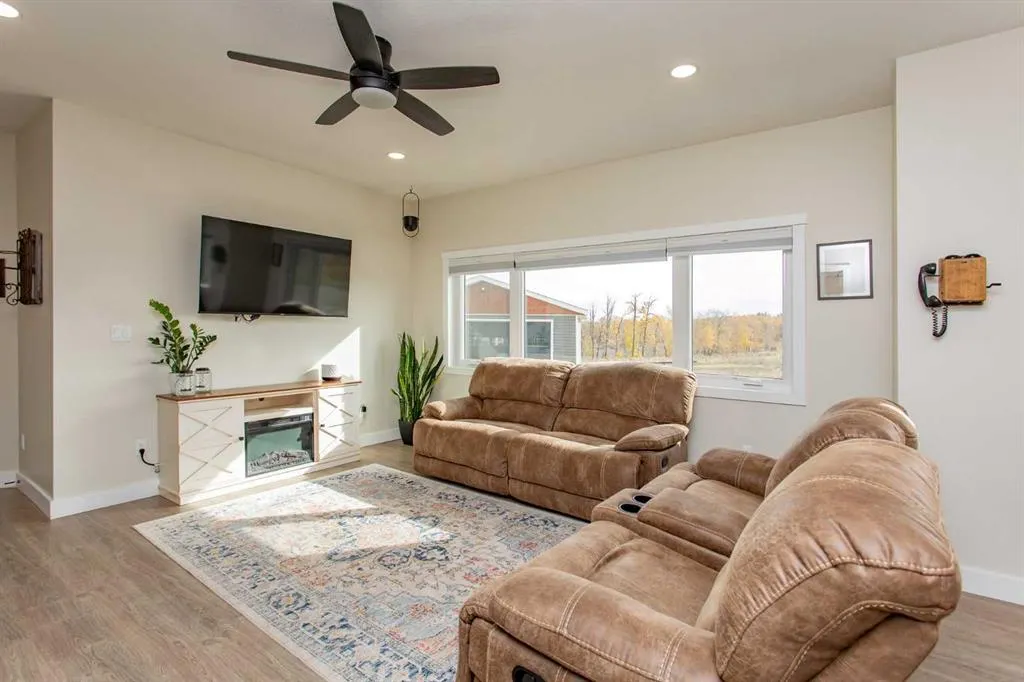 29009 Township Road 350
