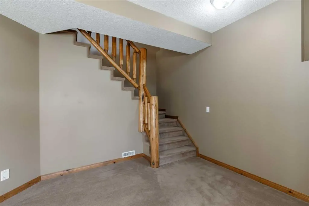 118 Gleneagles View
