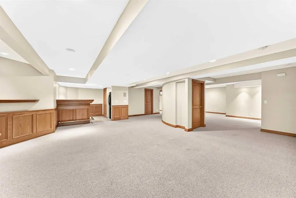 120 Woodacres Drive SW