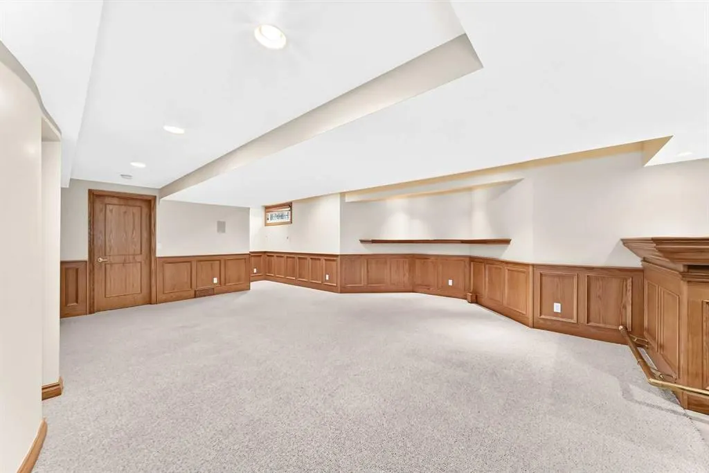 120 Woodacres Drive SW