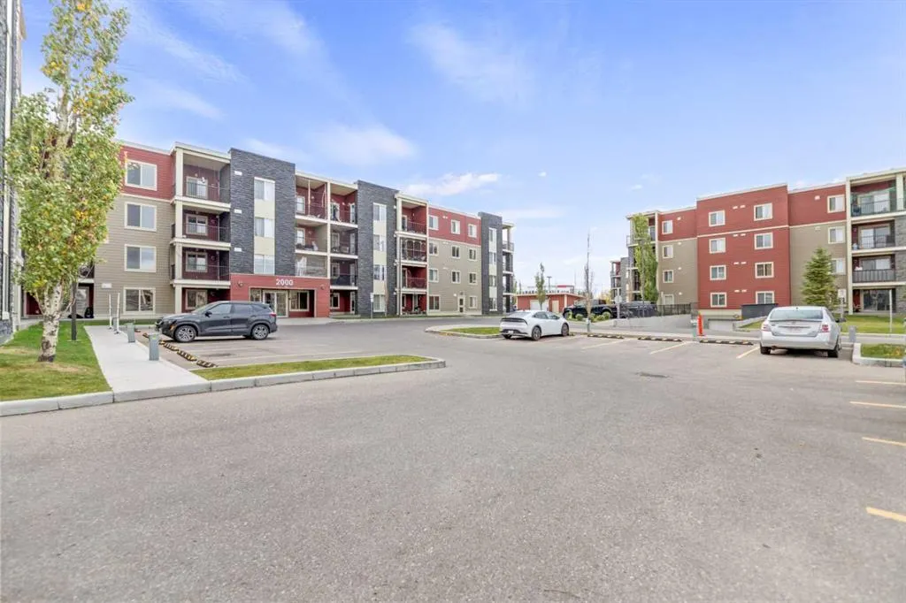 15 Saddlestone Way NE #210