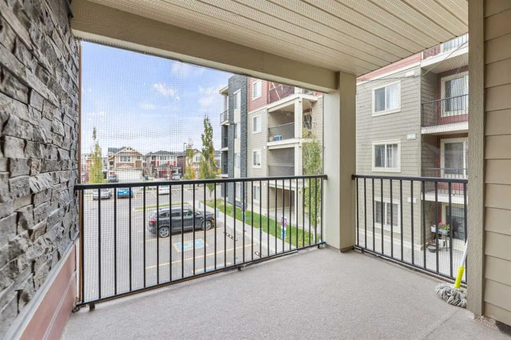 15 Saddlestone Way NE #210