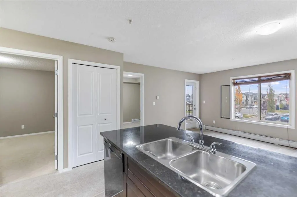 15 Saddlestone Way NE #210
