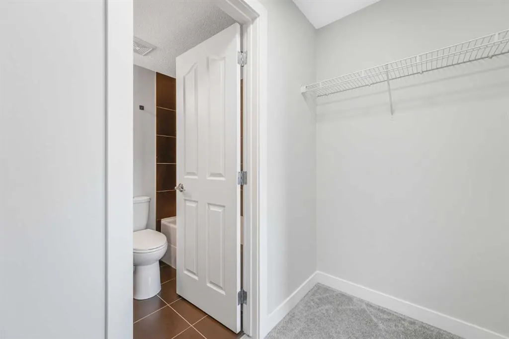 355 Taralake Way NE #427