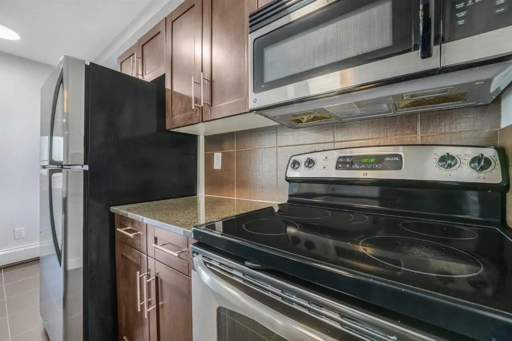 355 Taralake Way NE #427