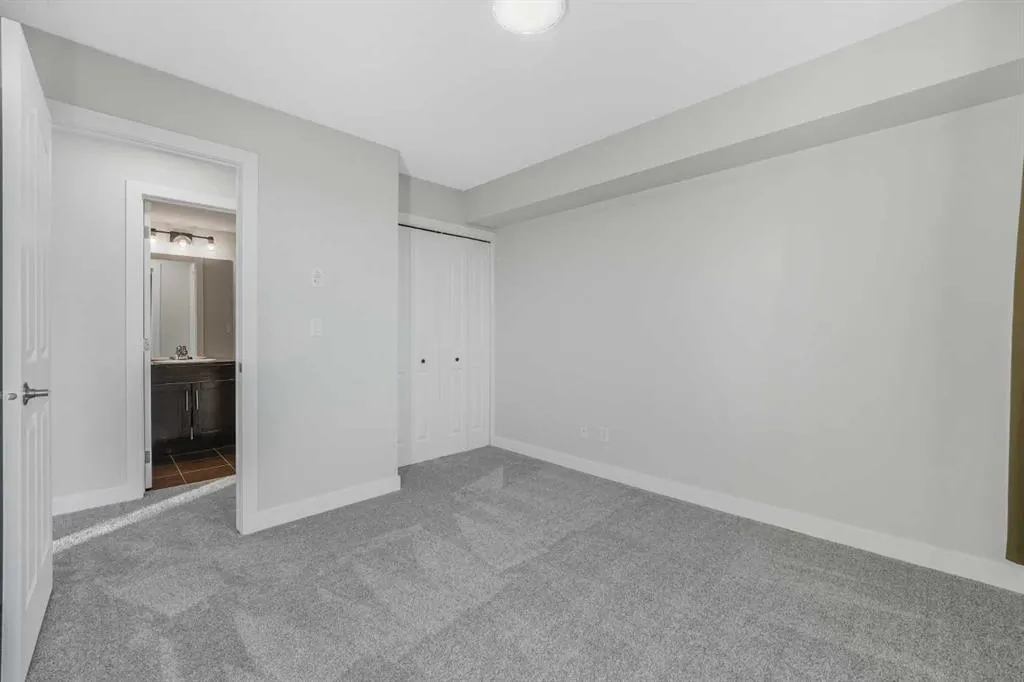 355 Taralake Way NE #427