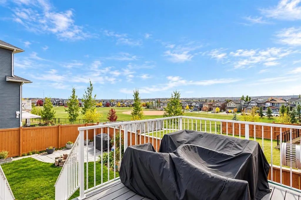47 Evansglen Court NW