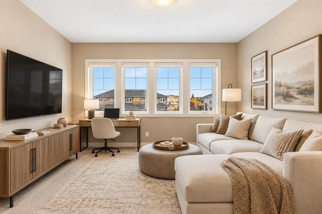47 Evansglen Court NW