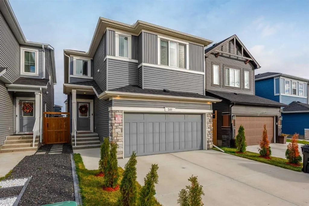 201 Creekstone Path SW