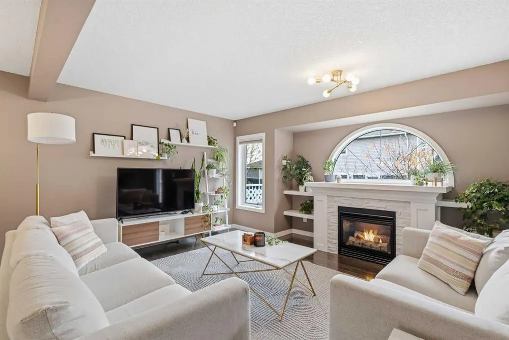 601 Regal Park NE