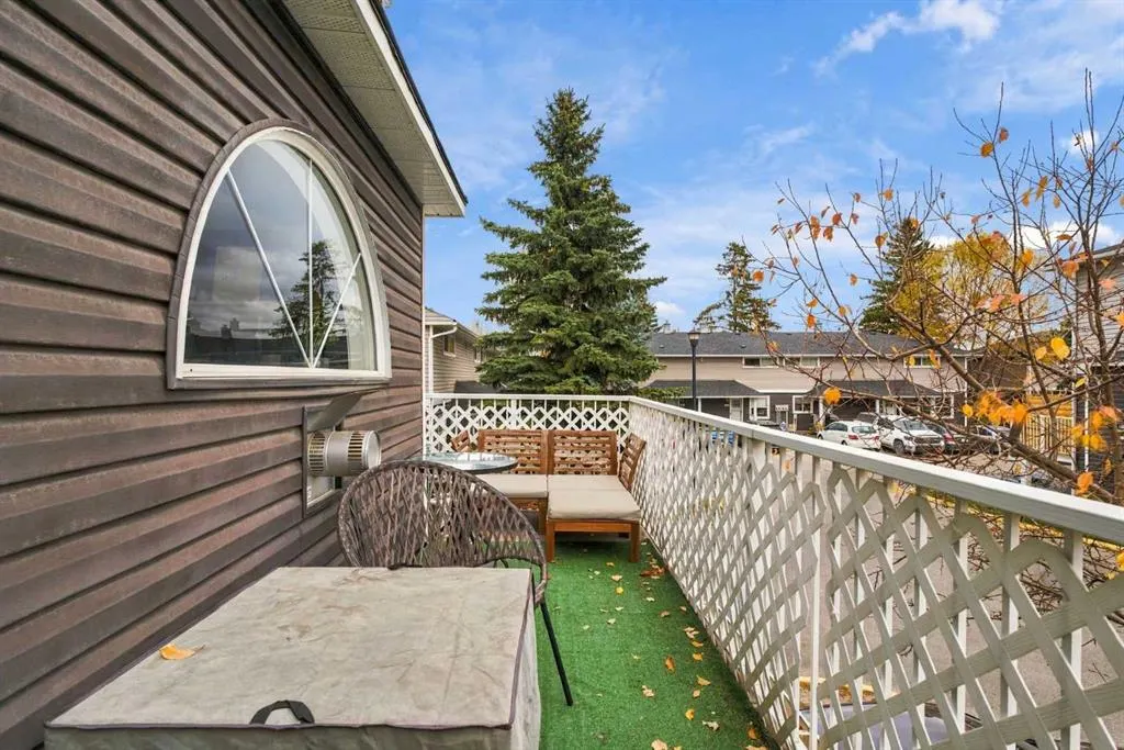 601 Regal Park NE