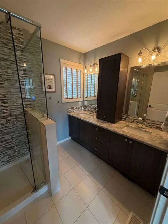 826 Stonehaven Drive