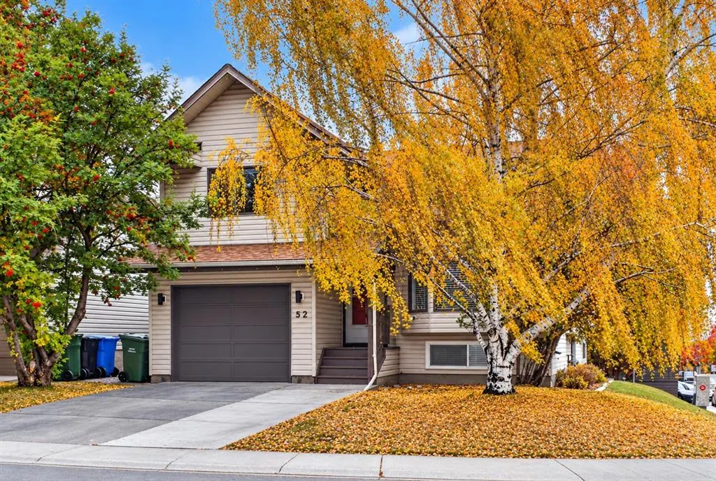 52 Cedargrove Way SW