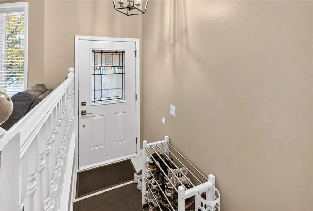 52 Cedargrove Way SW