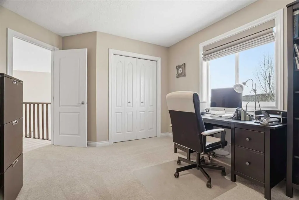133 Aspen Stone Road SW