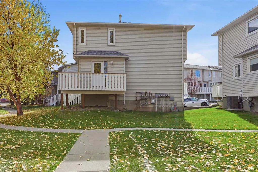 225 Killarney Glen Court SW