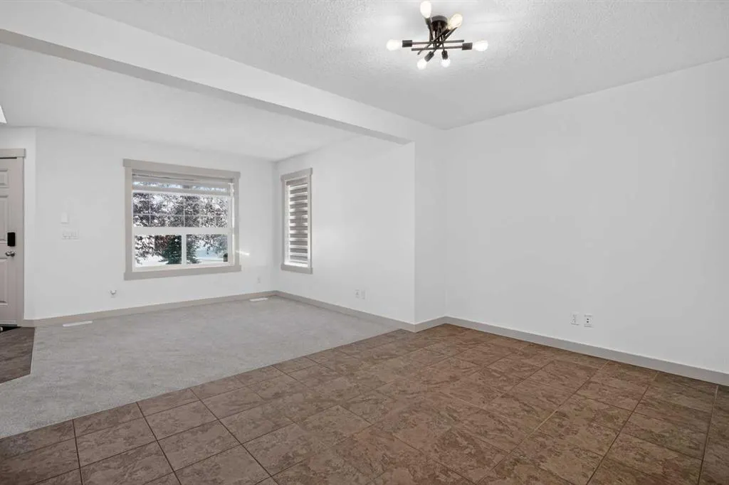 130 Panamount Road NW