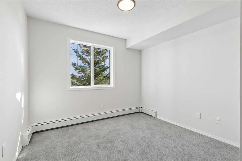 115 Prestwick Villas SE #1304
