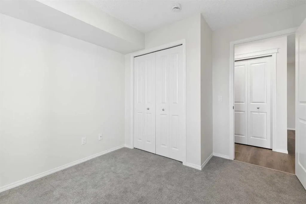 115 Prestwick Villas SE #1304