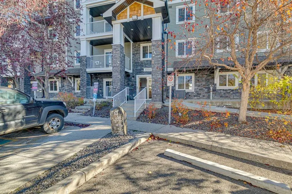 115 Prestwick Villas SE #1304