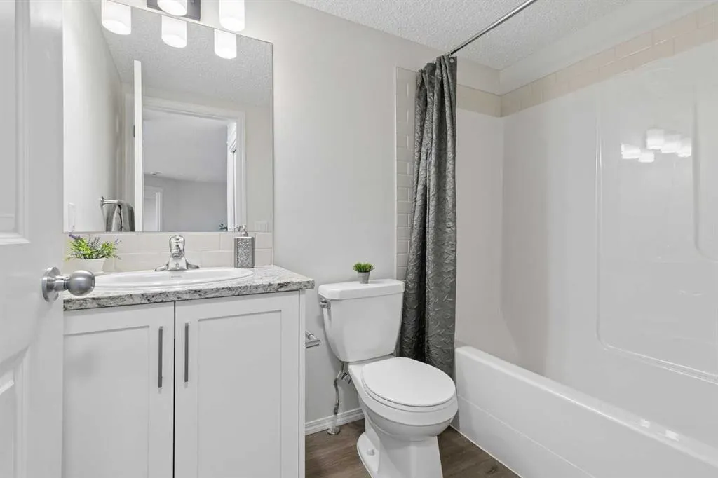 115 Prestwick Villas SE #1304