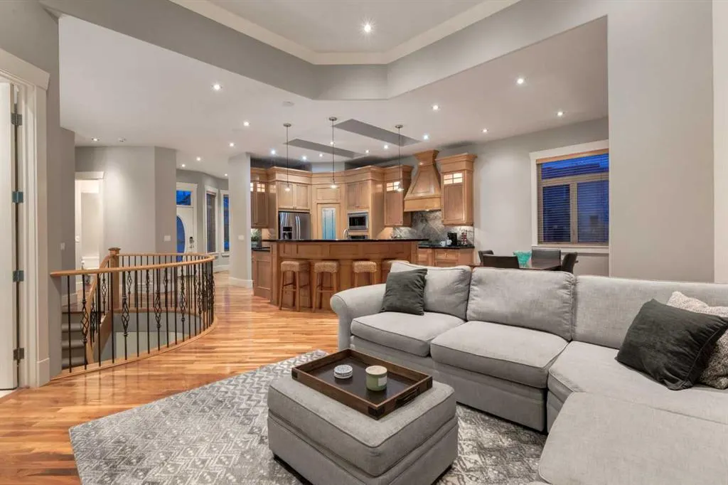 129 ROYAL Bay NW