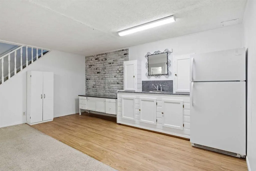 3 Glenport Road