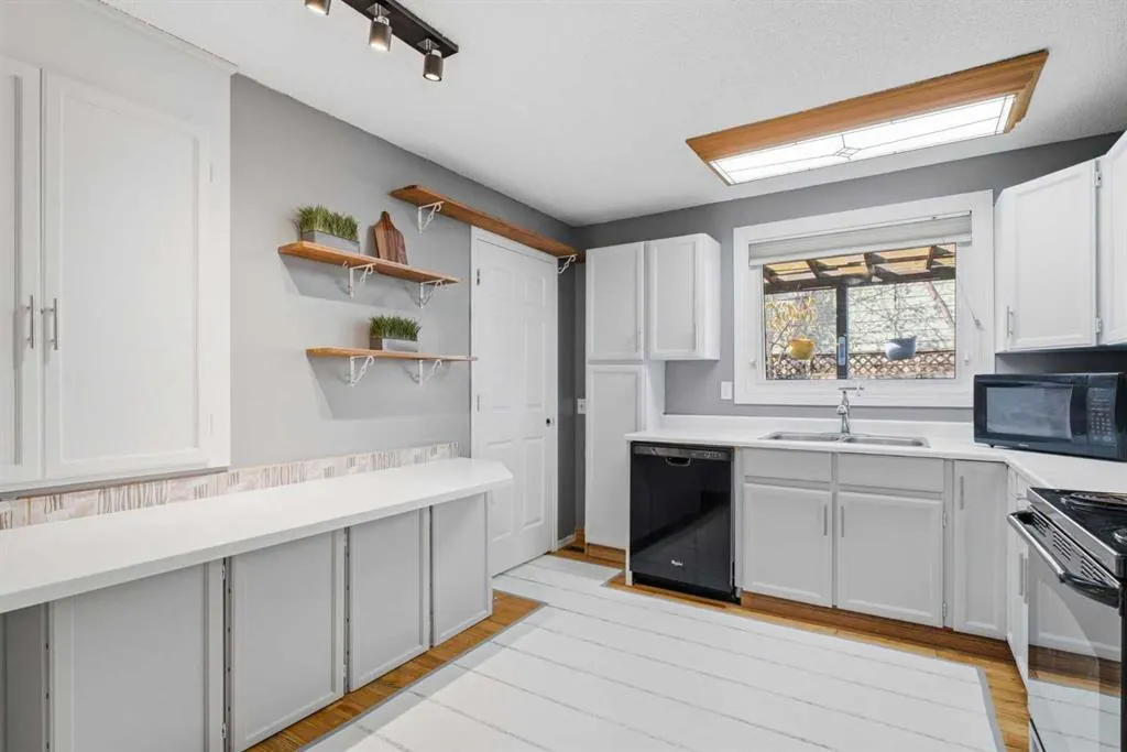 3 Glenport Road