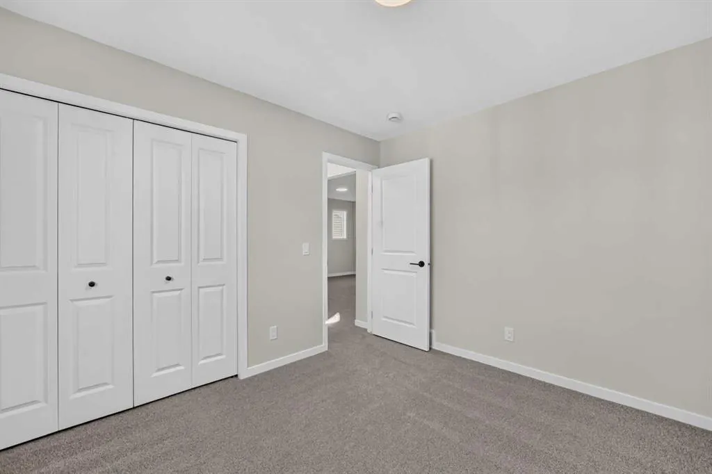 1508 3 Street SE