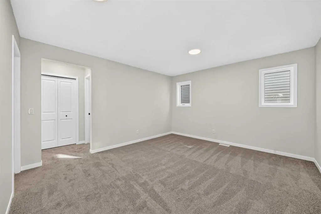 1508 3 Street SE