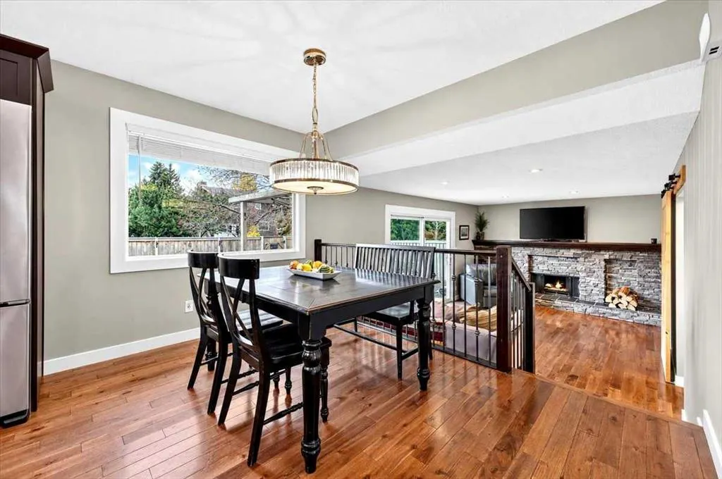 131 Parkside Crescent SE