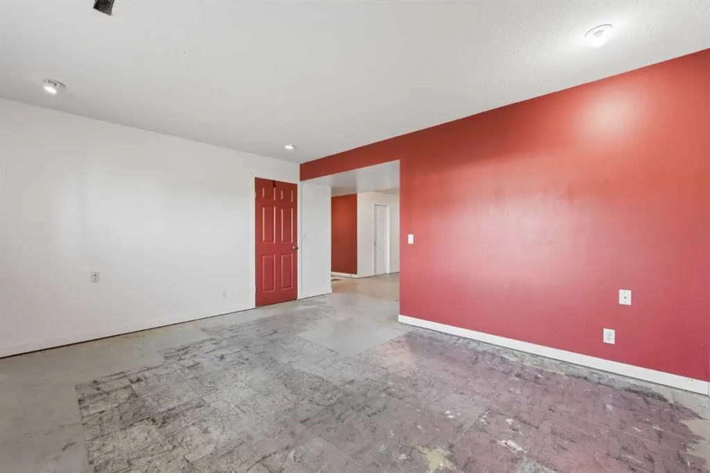 1702 Strathcona Place