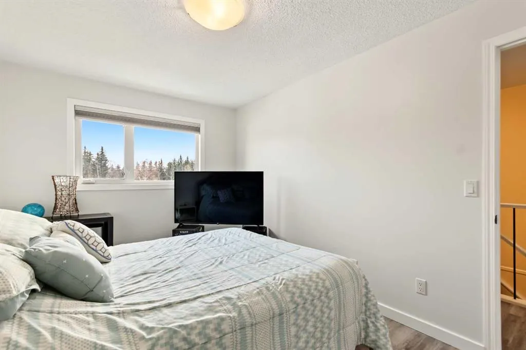 132 Shawmeadows Road SW