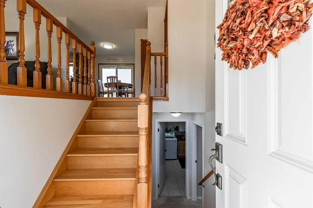 46 Ross Haven Place SE