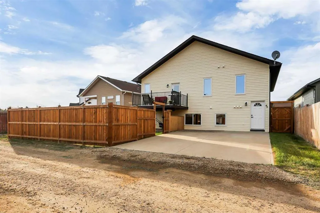 46 Mackenzie Crescent