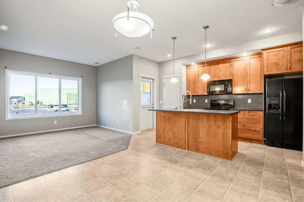 126 River Heights Crescent