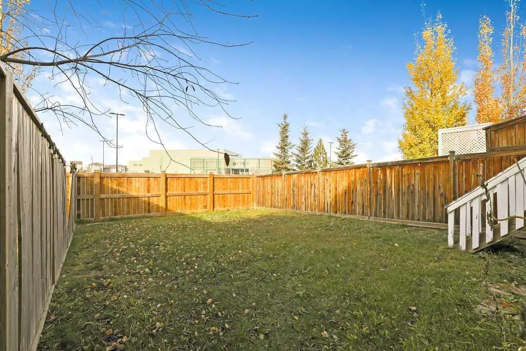 126 River Heights Crescent