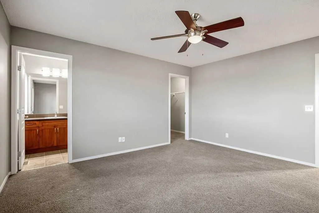 126 River Heights Crescent